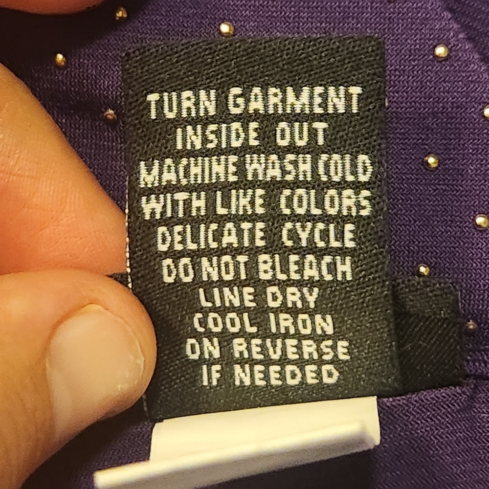 Torrid Gold Polka Dots on Purple 3/4 Sleeve Party Top 2X (7579) - Picture 7 of 8